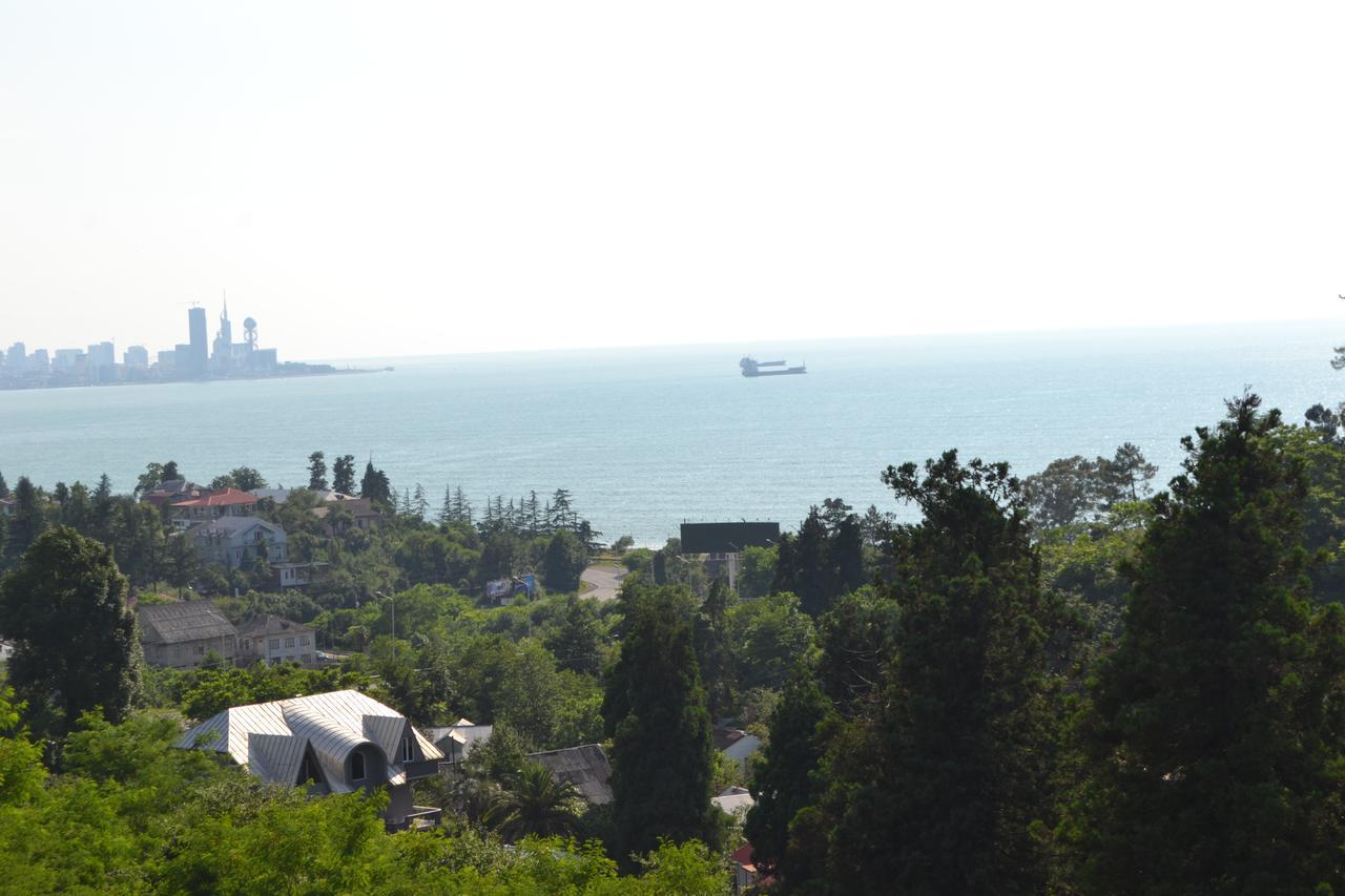 Sunny Hotel Batumi Makhinjauri Bagian luar foto