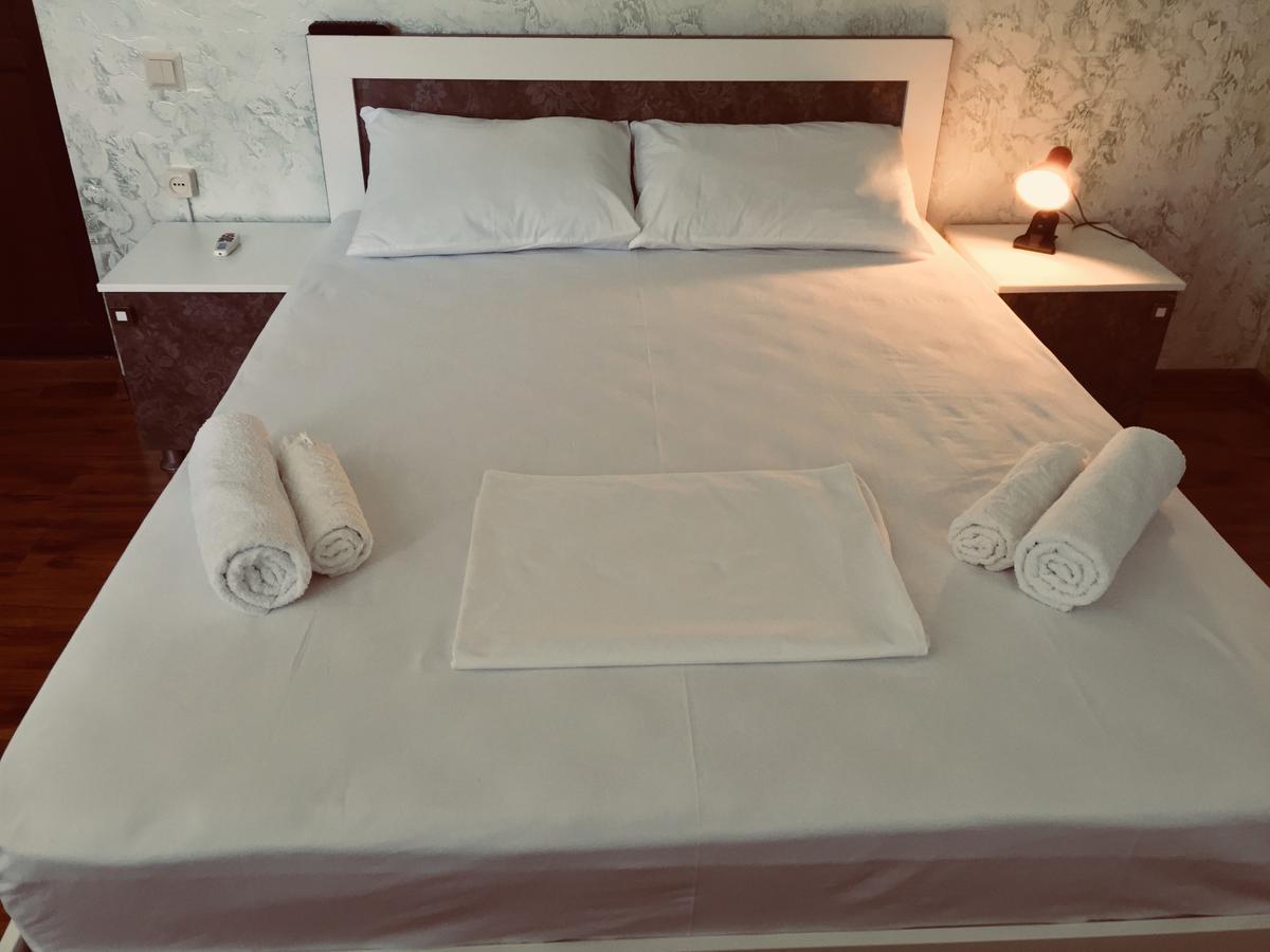 Sunny Hotel Batumi Makhinjauri Bagian luar foto