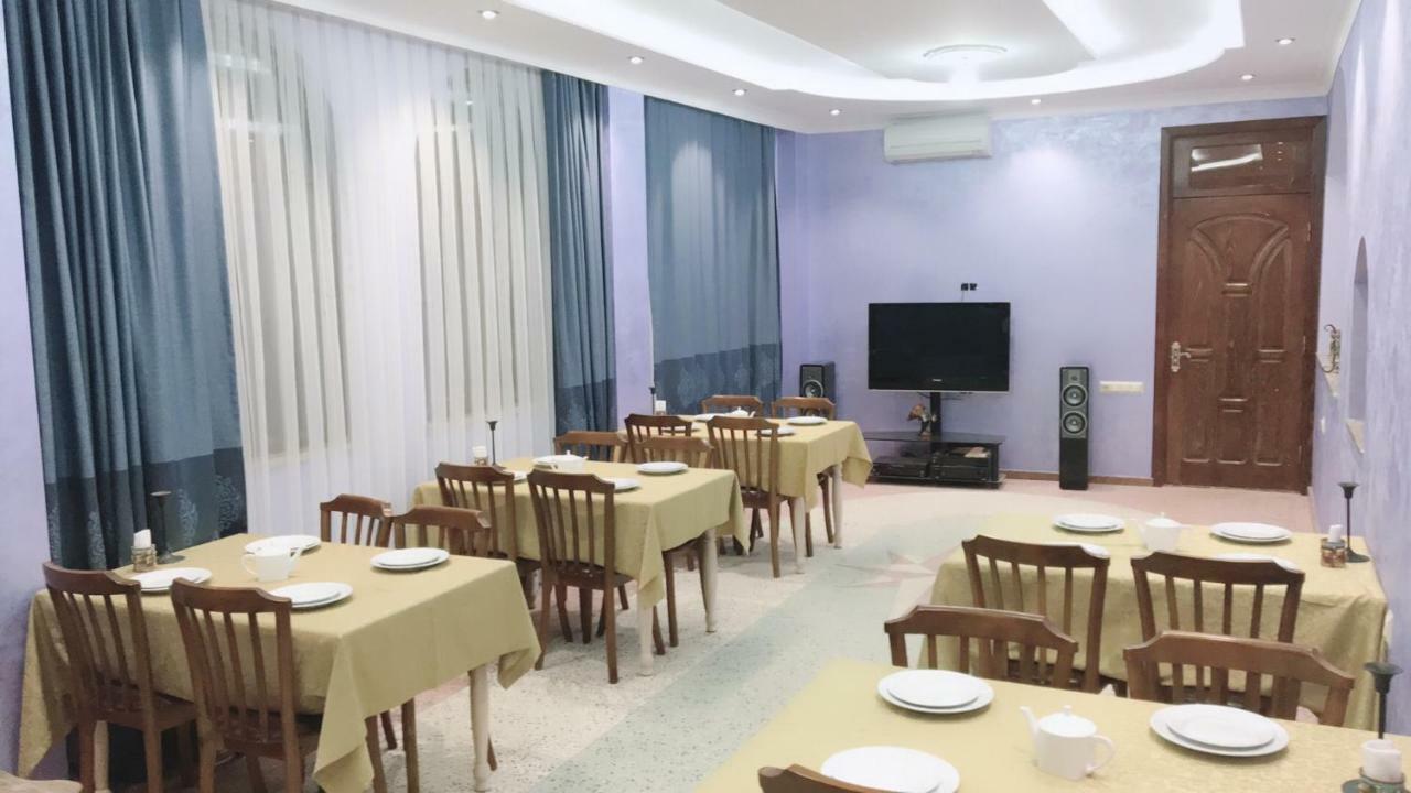 Sunny Hotel Batumi Makhinjauri Bagian luar foto